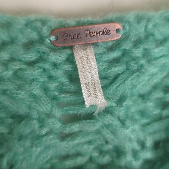 Free People Mint Green Cable Knit Mohair Blend Sweater Women's Medium* - Picture 3 of 11